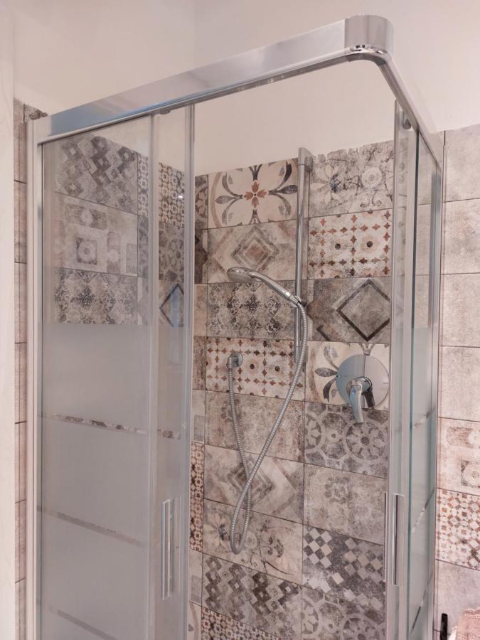 Maison Svetla Lecco Kültér fotó